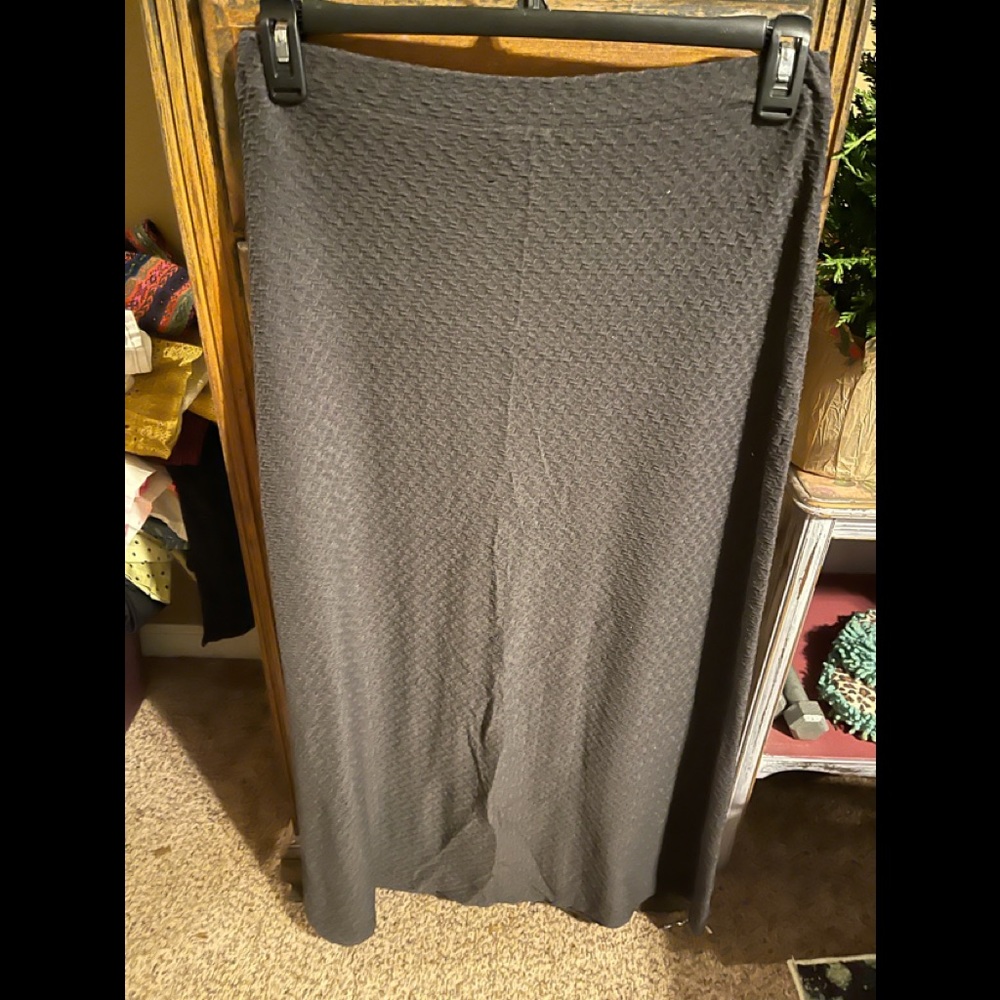 Susan Lawrence Womens Large Black Skirt Stretch Textured Long Adorable